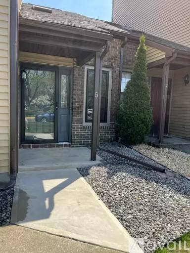 Main picture of 5 Francis Ct