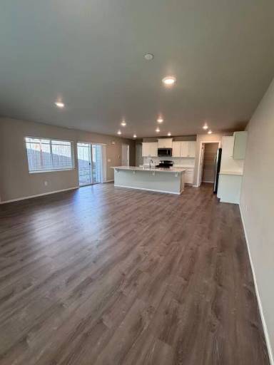 Main picture of 3560 Hoffman Hill Blvd