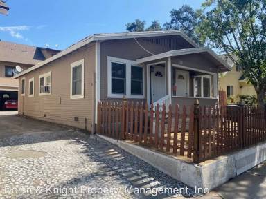 Main picture of 15 Esther St
