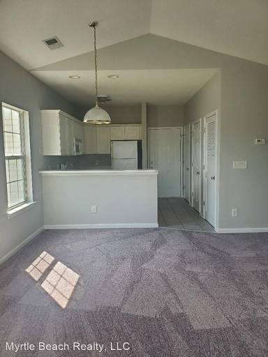 Main picture of 2040 Cross Gate Blvd
