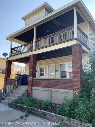 Main picture of 310 Lane Ave SW