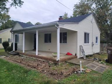 Main picture of 114 Carolyn Ave