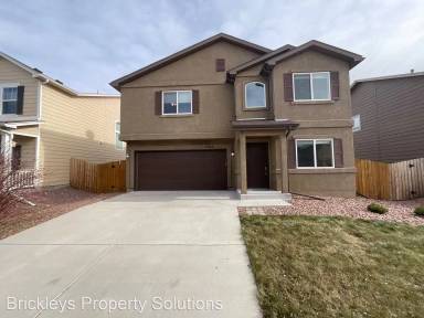 Main picture of 3760 Reindeer Cir