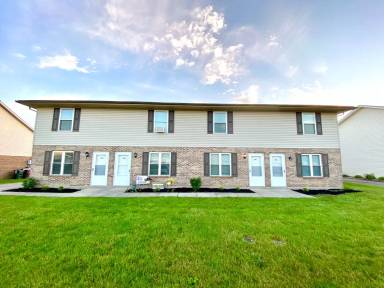 Main picture of 1855 N Lakeman Dr