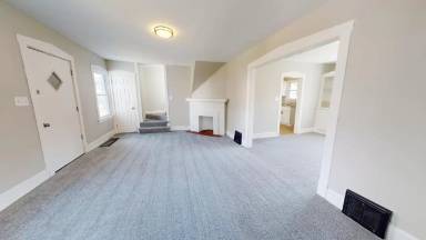 Main picture of 3544 W 99th St