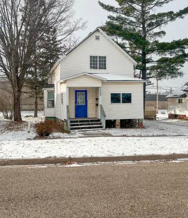 Main picture of 1005 Norway St
