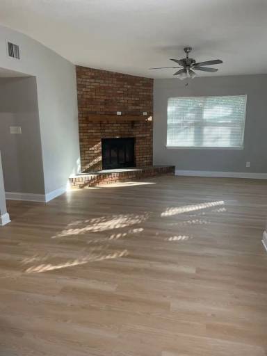 Main picture of 5171 Orange Ave