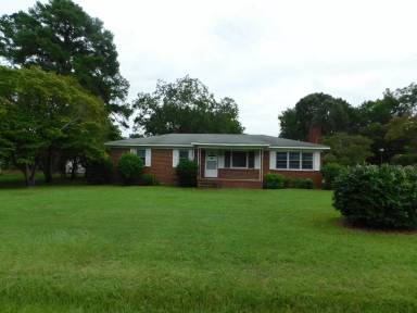 Main picture of 406 Green Dr