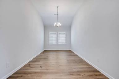 Main picture of 4013 Bluestem Blvd