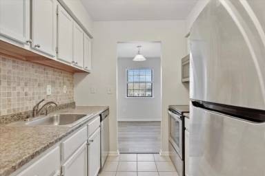 Main picture of 3319 Valley Dr