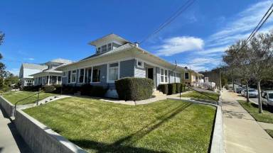 Main picture of 954 Leff St