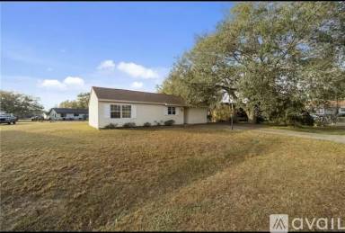 Main picture of 4 Oak Ct