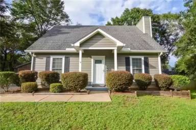 Main picture of 8150 Pinebough Ave