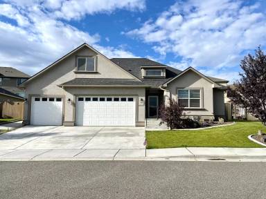 Main picture of 4266 S Zillah St