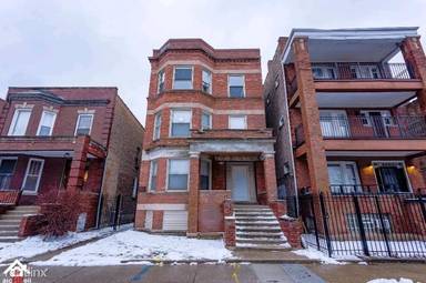 Main picture of 6112 S Vernon Ave