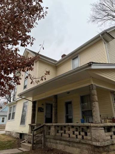 Main picture of 726 W Kirkwood Ave