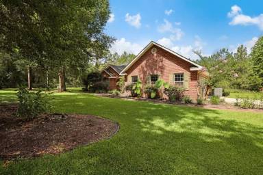 Main picture of 270 Palm Island Rd