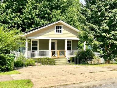 Main picture of 130 Warren Haynes Dr