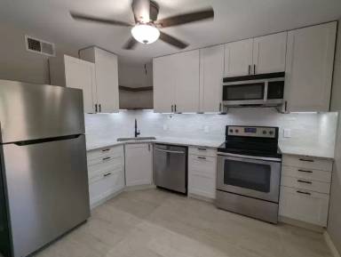 Main picture of 114 Scofield Ave