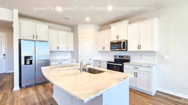Main picture of 619 160th St E