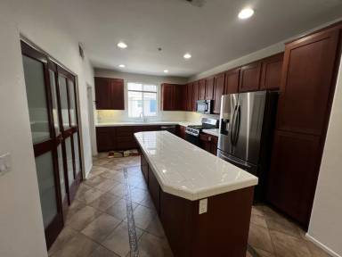 Main picture of 1563 Hackberry Pl