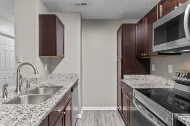 Main picture of 345 Bypass Plaza Dr
