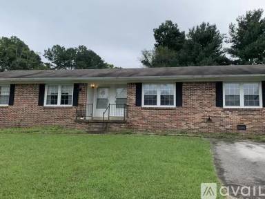 Main picture of 1504 Hilltop Dr