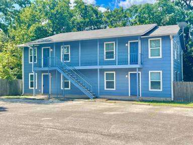 Main picture of 107 1st St