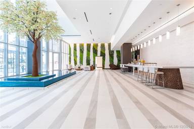 Main picture of Paramount Miami Worldcenter