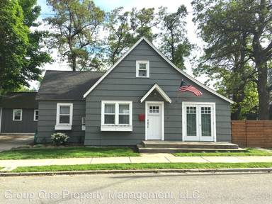 Main picture of 214 W Foster Ave