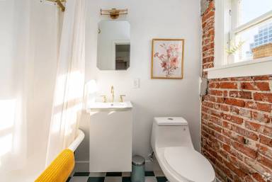 Main picture of 202 E Wilson Ave