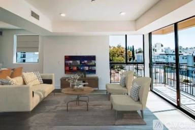 Main picture of 1482 S Sherbourne Dr