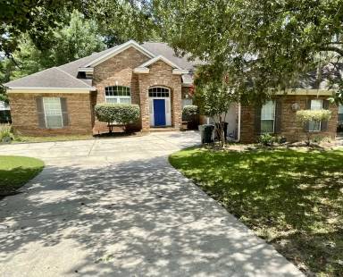 Main picture of 979 Watersview Dr