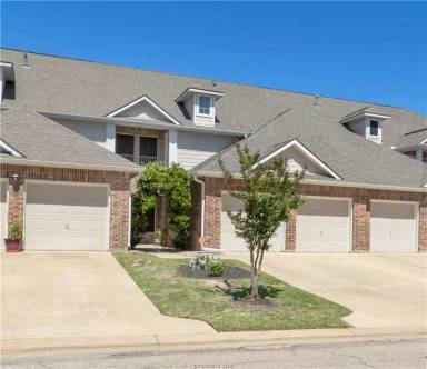 Main picture of 1722 Heath Dr