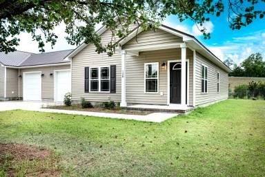 Main picture of 128 Macdonald Blvd
