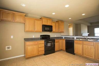 Main picture of 25850 E 90th Pl S