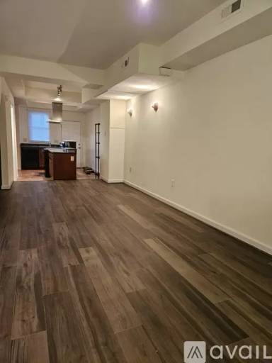 Main picture of 901 W Barre St