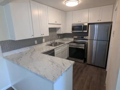 Main picture of 711 Ashlawn Pl