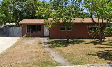 Main picture of 1143 NW 15th St