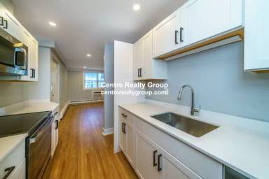 Main picture of 132 Sherman St