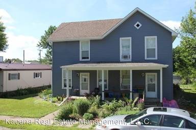 Main picture of 113 W Elm St