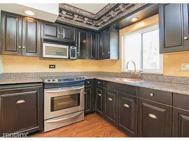 Main picture of 2304 Ringling Blvd