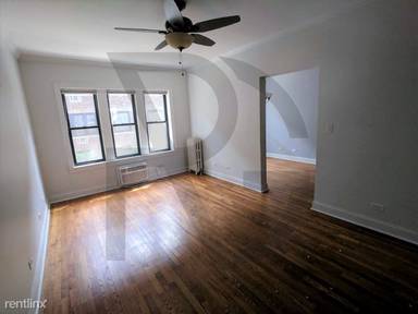 Main picture of 740 W Addison St