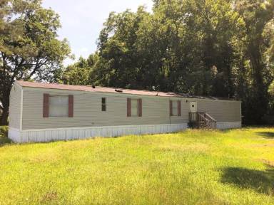 Main picture of 2787 S Hill Rd
