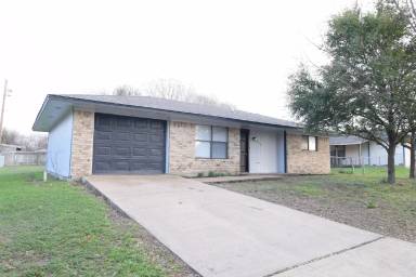 Main picture of 521 Lisa Cir