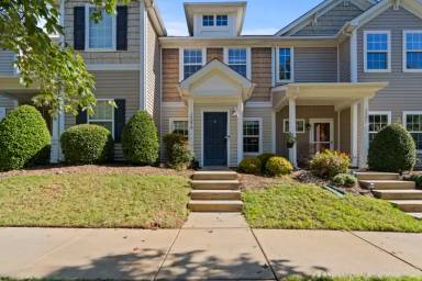 Main picture of 15270 Crossing Gate Dr