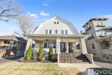 Main picture of 1102 Anderson Ave