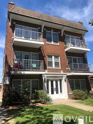 Main picture of 3718 W 159th St