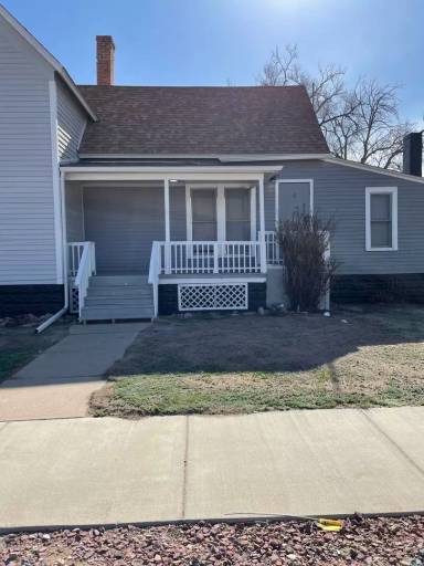 Main picture of 228 13th St