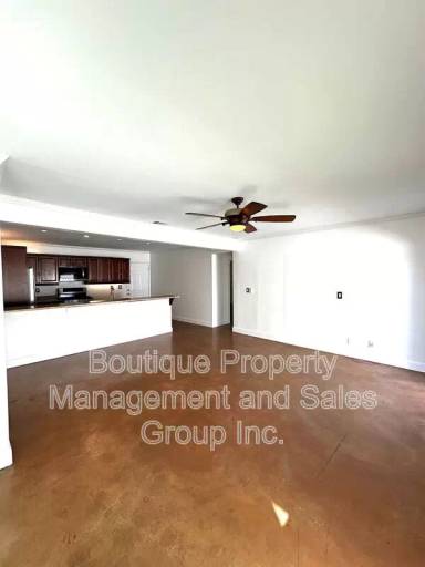 Main picture of 2285 Santa Ana Ave